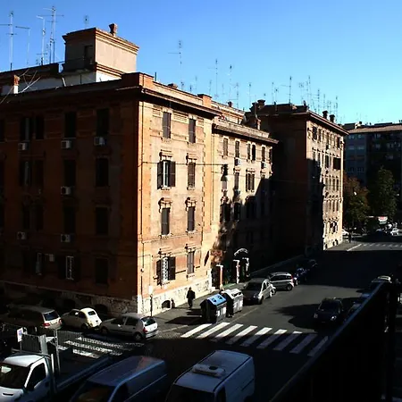 Porticus *